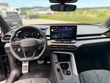 Car image 37
