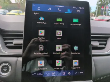 Car image 30