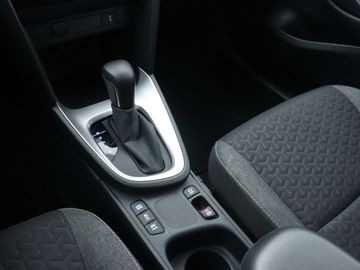 Car image 12