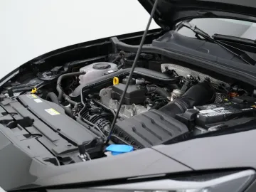 Car image 36