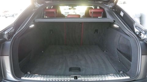 Car image 38