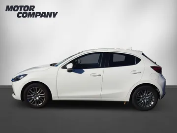 Car image 5