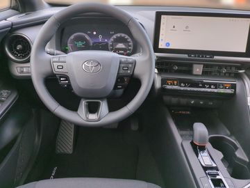 Car image 12