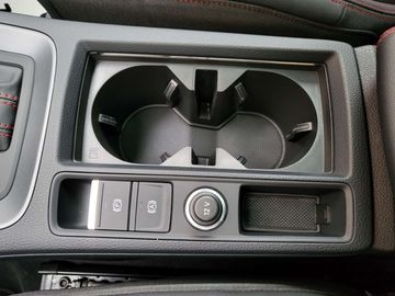 Car image 36