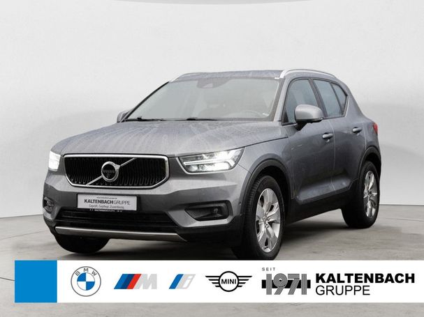 Volvo XC40 D4 AWD Momentum 140 kW image number 1