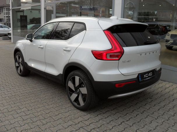 Volvo XC40 T5 Plus 192 kW image number 8