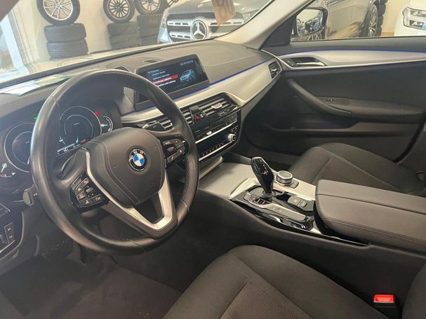 BMW 530 e 185 kW image number 19