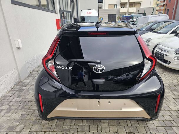 Toyota Aygo X 1.0 VVT-i 53 kW image number 6