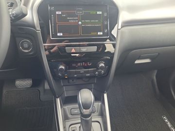 Car image 13