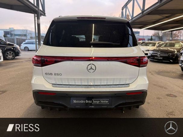 Mercedes-Benz EQB 250 140 kW image number 8