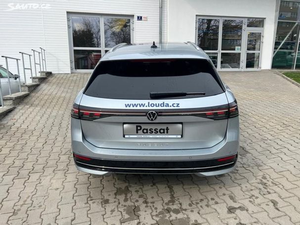 Volkswagen Passat Variant 2.0 TDI Elegance DSG 110 kW image number 12