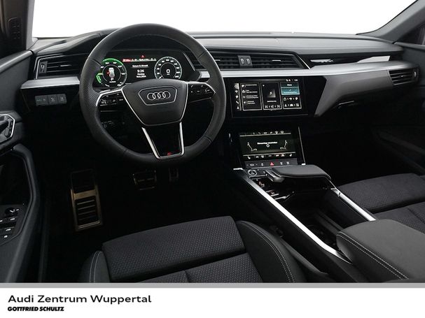 Audi Q8 55 quattro e-tron S-line Sportback 300 kW image number 13