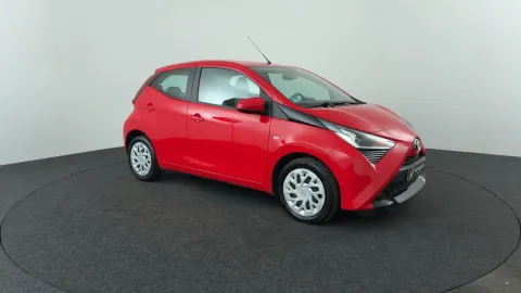 Car image 2