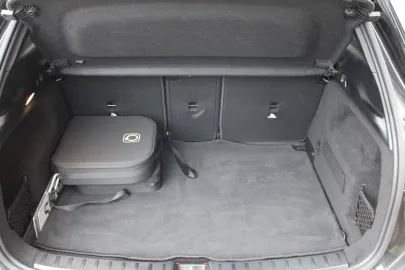 Car image 39