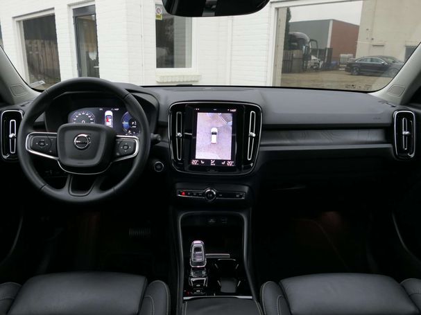 Volvo XC40 Plug-in Hybrid T4 Ultimate Dark 155 kW image number 4