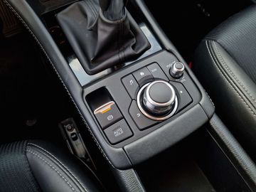 Car image 22