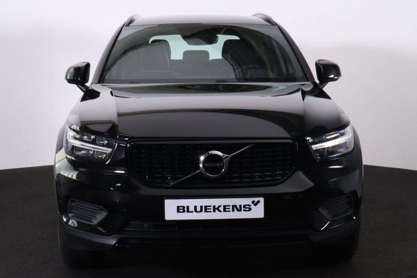 Volvo XC40 R Recharge T4 Design 155 kW image number 2