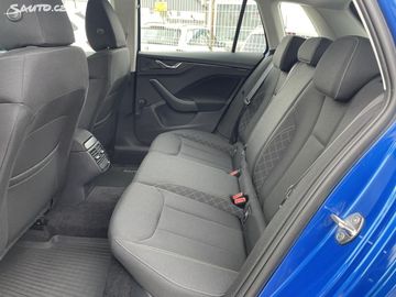 Car image 37