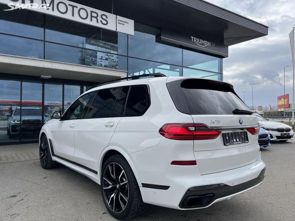 BMW X7 M xDrive 250 kW image number 9