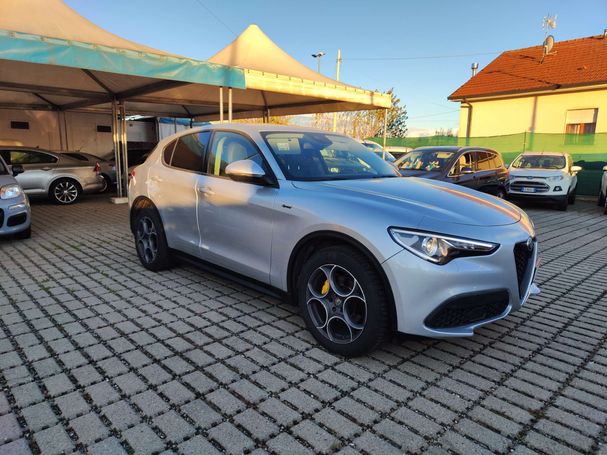 Alfa Romeo Stelvio 2.2 Q4 140 kW image number 2