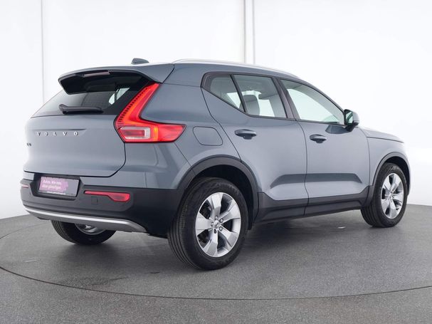 Volvo XC40 Momentum 110 kW image number 6