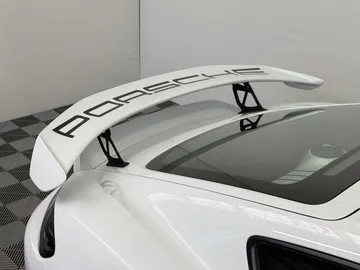Car image 46