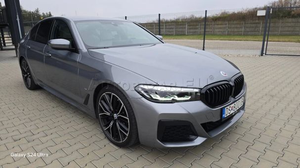 BMW 530d xDrive 210 kW image number 1