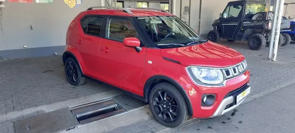 Car image 2