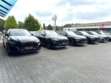 Car image 36