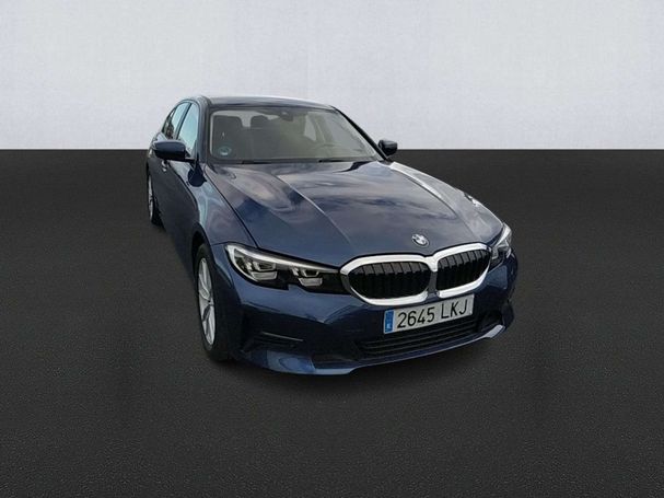 BMW 330 e 215 kW image number 2