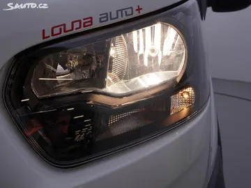Car image 31