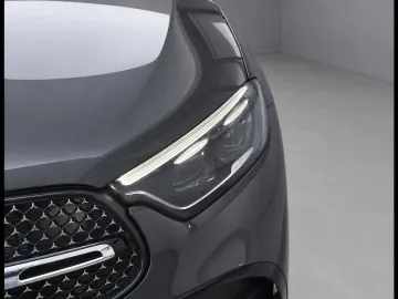 Car image 40