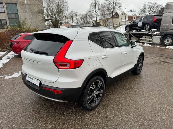 Volvo XC40 Recharge Plug-in Hybrid T4 Inscription 155 kW image number 3