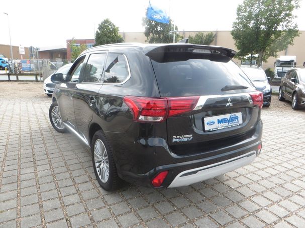 Mitsubishi Outlander Basis Spirit 4WD 165 kW image number 5