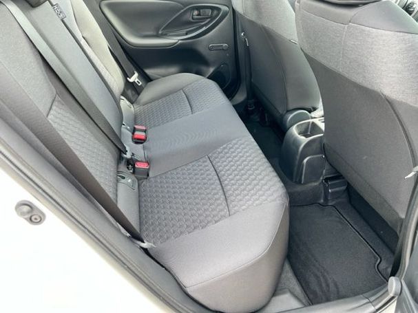 Toyota Yaris 1.0 Comfort 53 kW image number 6