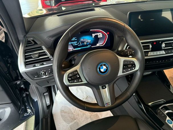 BMW iX3 M Sport Impressive 210 kW image number 6