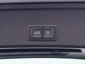 Car image 41
