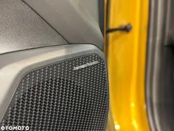 Car image 40