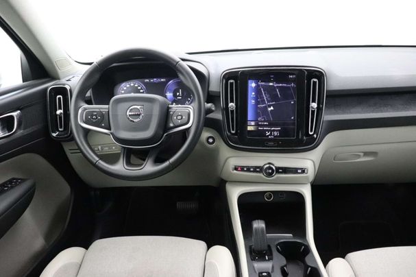 Volvo XC40 T5 Twin Engine Momentum 192 kW image number 3