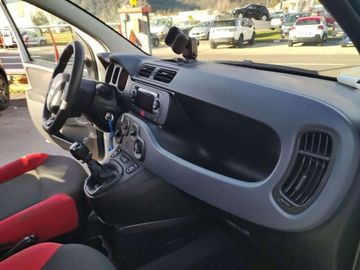 Car image 14