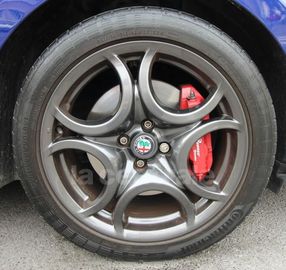 Car image 31