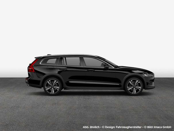 Volvo V60 Cross Country AWD B5 184 kW image number 2