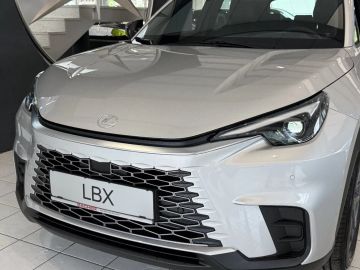 Car image 31