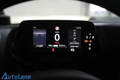 Car image 32