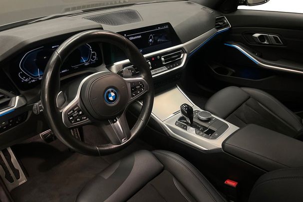 BMW 330e Touring M Sport xDrive 216 kW image number 8