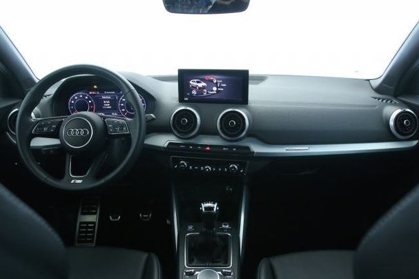 Audi Q2 35 TFSI S-line 110 kW image number 10