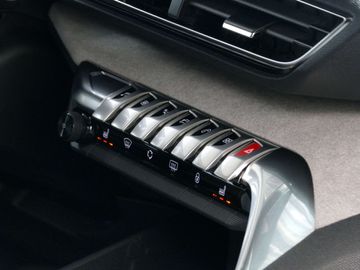 Car image 37