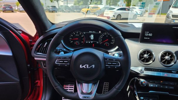 Kia Stinger 3.3 AWD GT 269 kW image number 6