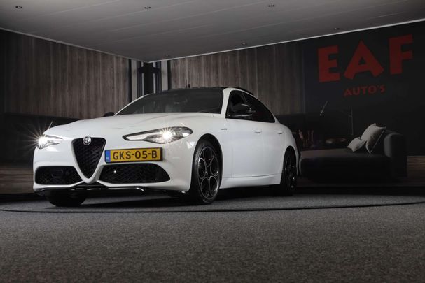 Alfa Romeo Giulia 2.0 Veloce 206 kW image number 2