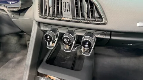 Car image 34